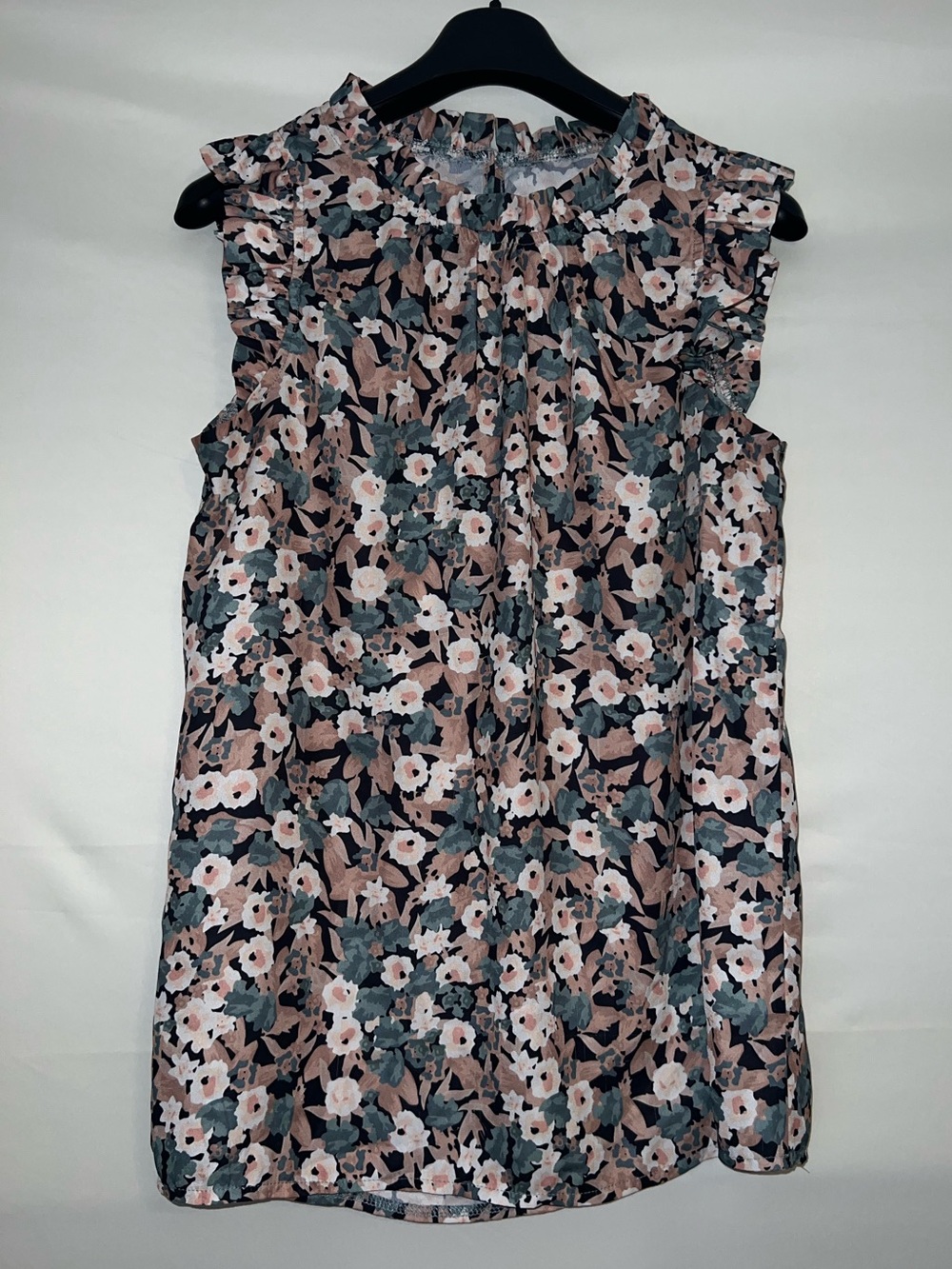 Sleeveless Floral Ruffle Neck Blouse - Pink & Green